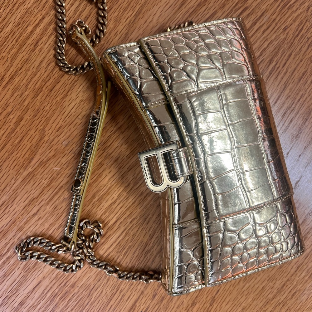 Gold Crocodile Embossed Chain Bag